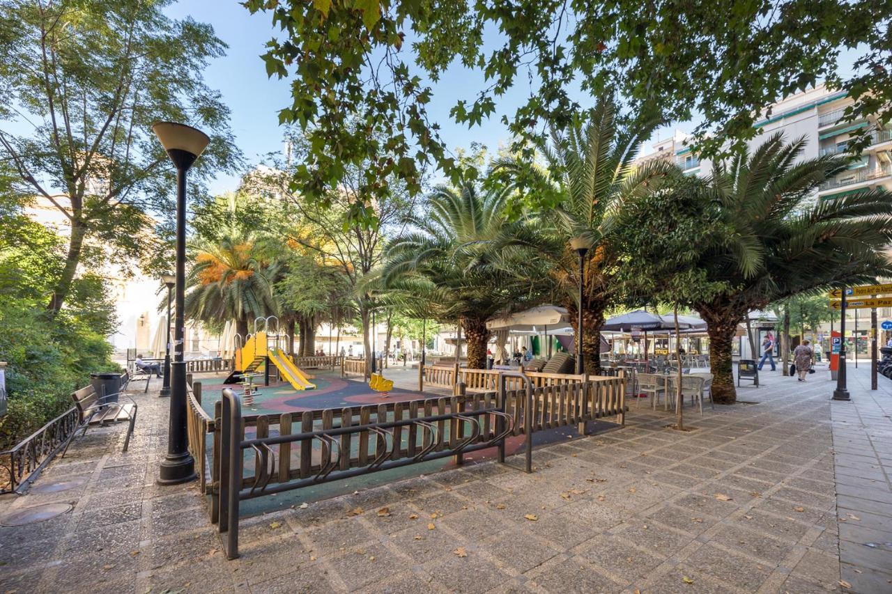 3 Bedroom Elegant & Cozy City Centre Granada Kültér fotó